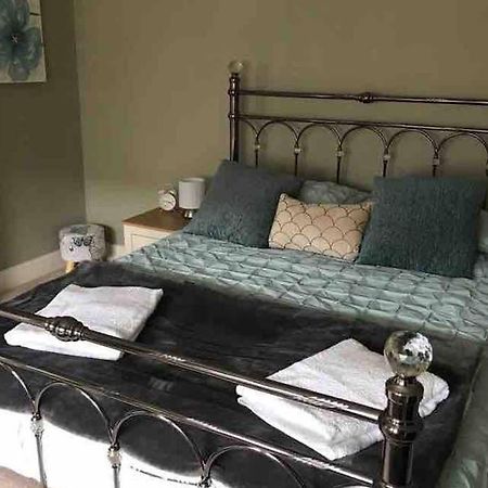 8A Tweed Cottage, Just Off The High St In Пийбълс Екстериор снимка